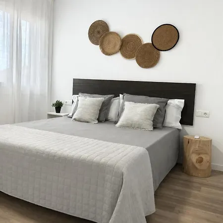 Moderno Con Terraza Cerca De Calella De Apartamento Palafrugell